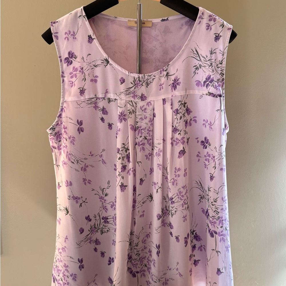 Lavender Floral Sleeveless Blouse